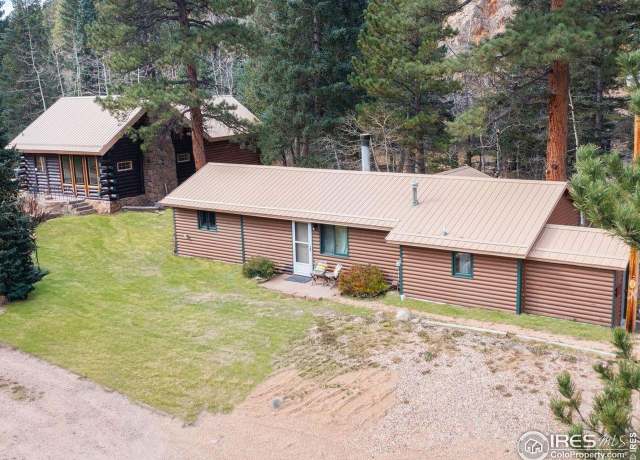 Property at 818 Riverside Dr, Lyons, CO 80540, 3 beds, 2 baths