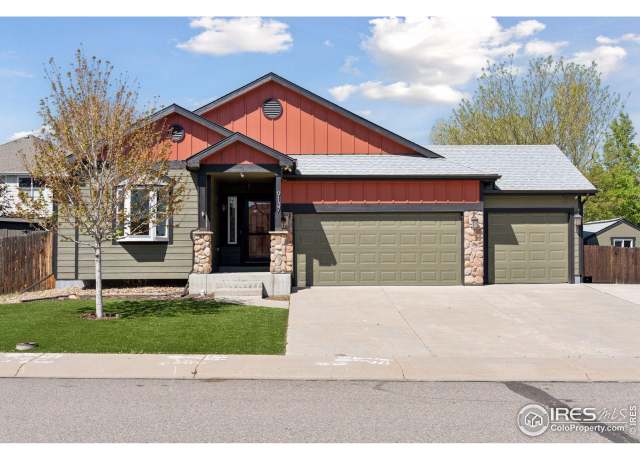 Property at 9137 Harlequin Cir, Frederick, CO 80504, 5 beds, 3 baths