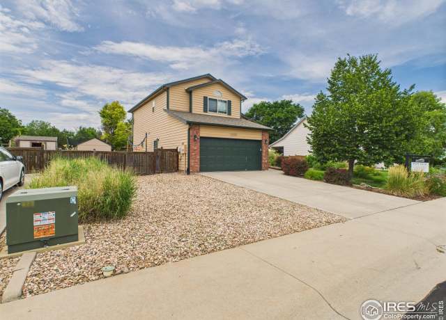 Property at 2129 72nd Ave Ct, Greeley, CO 80634, 4 beds, 2.5 baths
