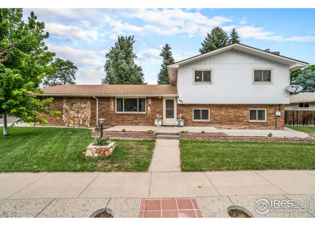Property at 833 E 23rd St, Loveland, CO 80538, 4 beds, 2.5 baths