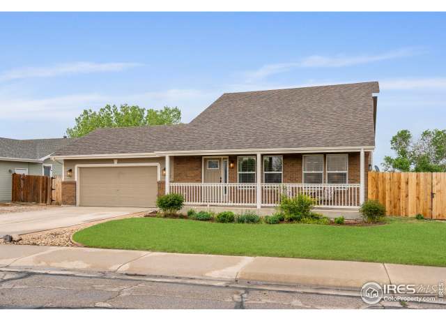 Property at 3172 49th Ave, Greeley, CO 80634, 4 beds, 3 baths