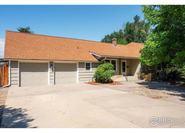 Property at 2445 Kirkview Dr, Loveland, CO 80538, 4 beds, 2 baths