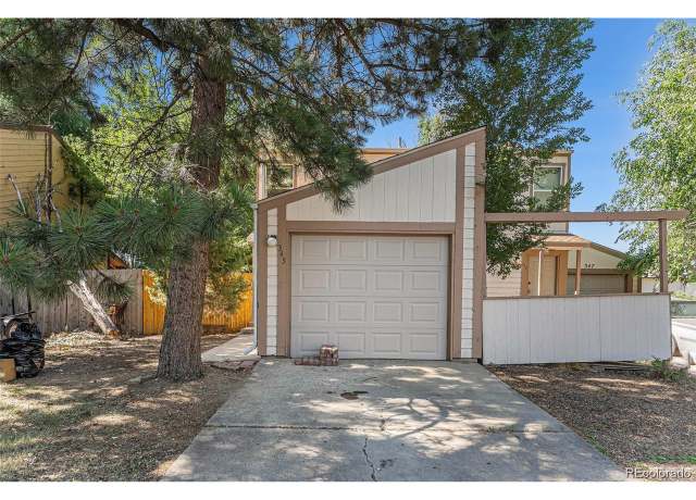 Property at 345 Colony Pl, Longmont, CO 80501, 6 beds, 4 baths