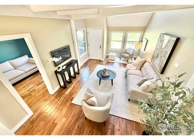 Property at 93 Benthaven Pl, Boulder, CO 80305, 3 beds, 1.5 baths