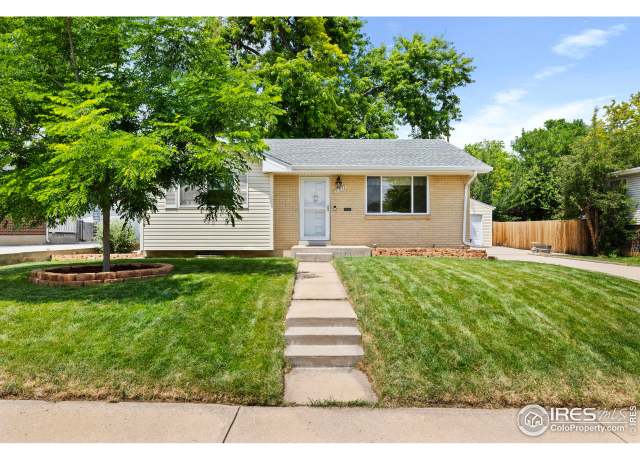 Property at 11933 Quam Dr, Northglenn, CO 80233, 3 beds, 1.5 baths