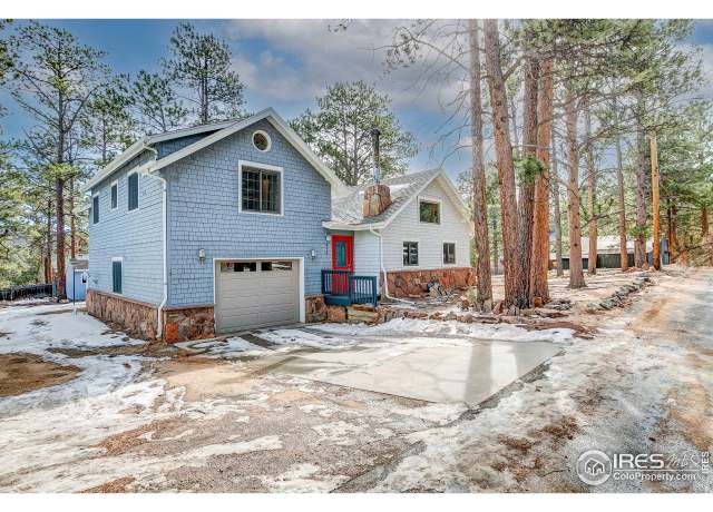 Property at 910 Shady Ln, Estes Park, CO 80517, 4 beds, 3 baths