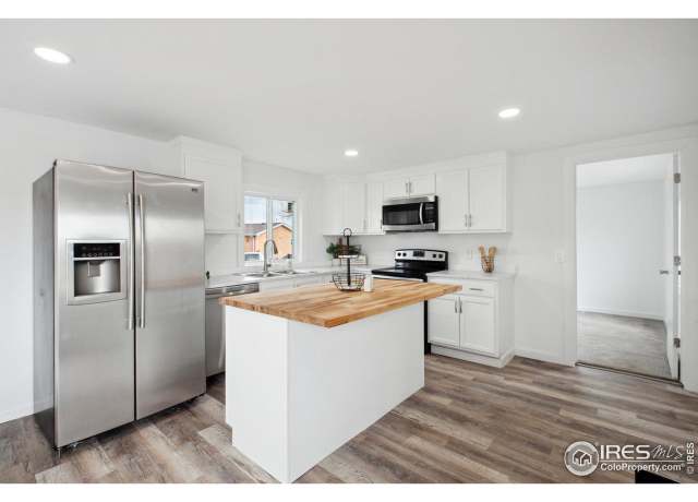 Property at 420 E 57th St #6, Loveland, CO 80538, 3 beds, 2 baths