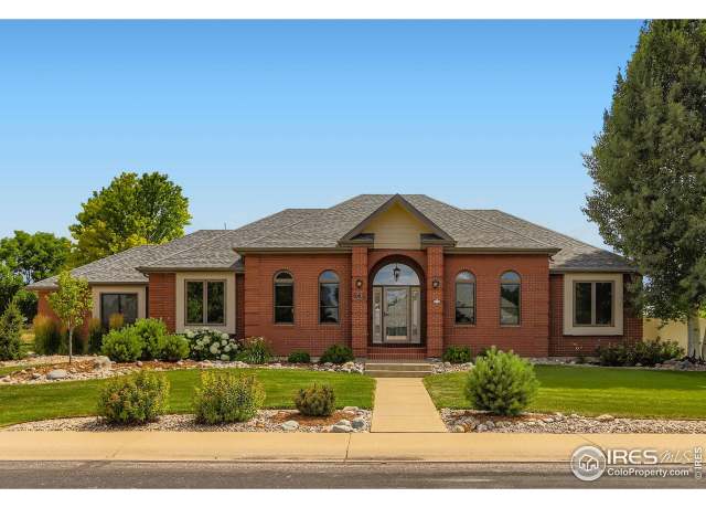 Property at 640 Valley View Rd, Loveland, CO 80537, 5 beds, 4 baths