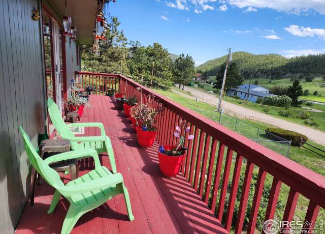 Property at 88 Pinyon Trl, Estes Park, CO 80517, 4 beds, 3 baths