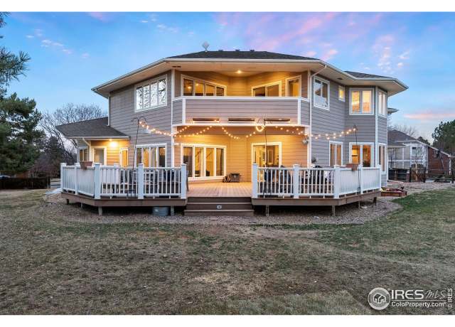 Property at 2527 Columbine Cir, Lafayette, CO 80026, 5 beds, 4.5 baths