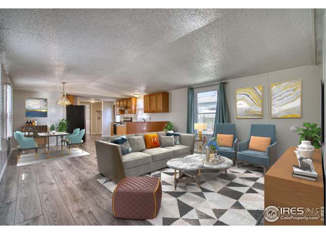 Property at 900 Mountain View Ave #124, Longmont, CO 80501, 3 beds, 3 baths