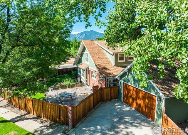 Property at 1717 Iris Ave, Boulder, CO 80304, 4 beds, 3 baths