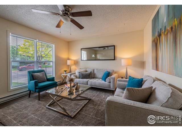 Property at 2230 Lincoln St, Longmont, CO 80501, 3 beds, 1 bath