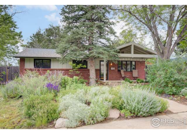 Property at 1110 Hartford Dr, Boulder, CO 80305, 3 beds, 1.5 baths