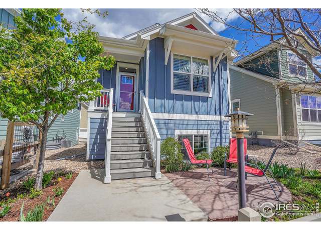 Property at 541 Hoyt Ln, Lafayette, CO 80026, 2 beds, 2 baths