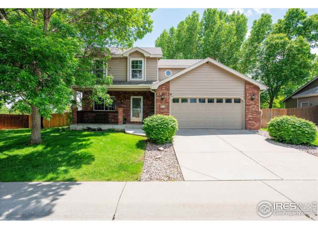 Property at 616 Meadow Creek Ct, Loveland, CO 80538, 4 beds, 3.5 baths
