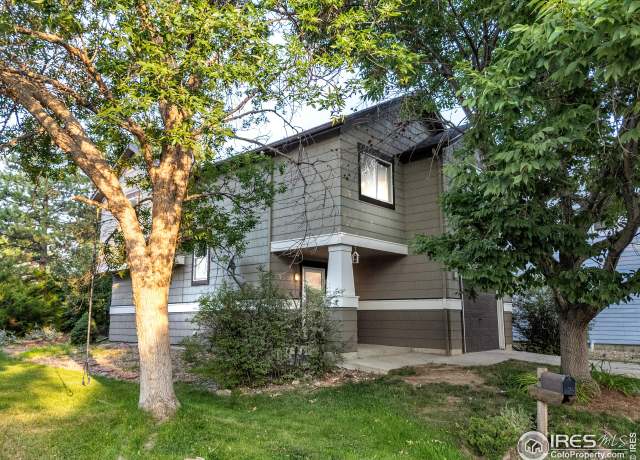 Property at 791 Thornwood Cir, Longmont, CO 80503, 3 beds, 2 baths
