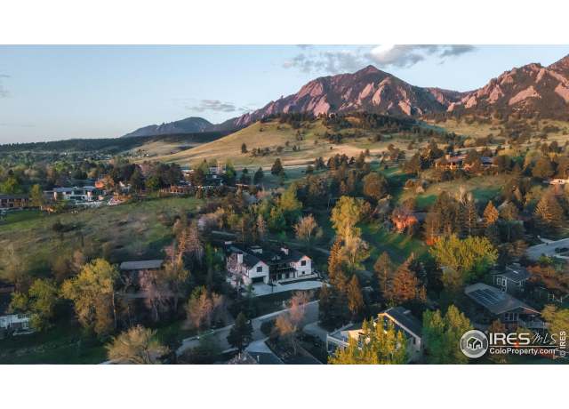 Property at 2100 Kohler Dr, Boulder, CO 80305, 6 beds, 5.5 baths