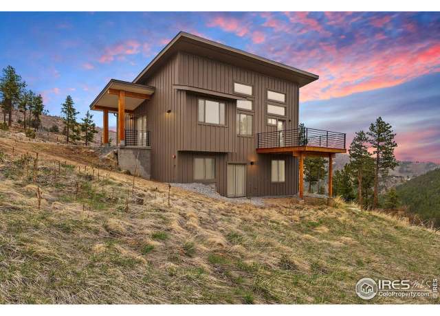 Property at 450 Melvina Hill Rd, Boulder, CO 80302, 3 beds, 2 baths