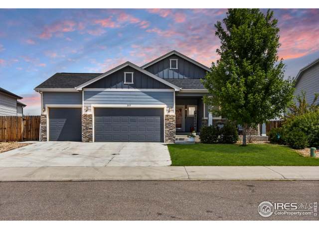 Property at 2105 E Saddleback Dr, Milliken, CO 80543, 3 beds, 2 baths