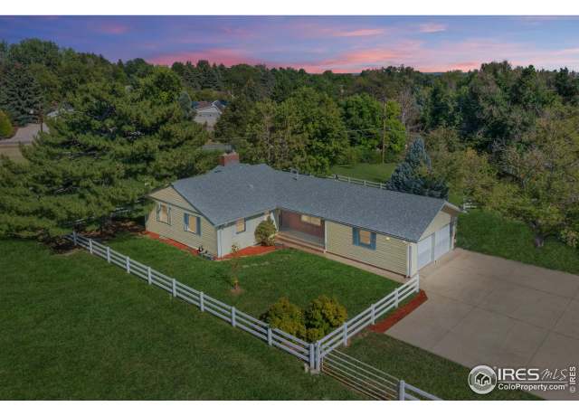 Property at 2408 23rd Ave, Greeley, CO 80634, 3 beds, 2 baths