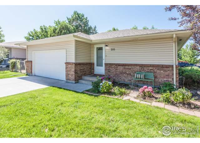 Property at 205 Maple Ct, Windsor, CO 80550, 4 beds, 3 baths