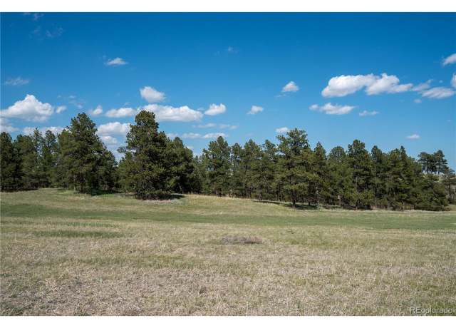 Property at 3 Paradise Cir, Elizabeth, CO 80107