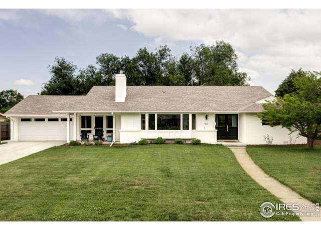Property at 960 Crescent Dr, Boulder, CO 80303, 4 beds, 2.5 baths