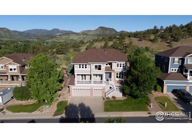 Property at 117 Eagle Valley Dr, Lyons, CO 80540, 4 beds, 4 baths