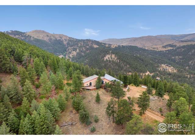 Property at 1000 Alaska Rd, Boulder, CO 80302, 3 beds, 3 baths