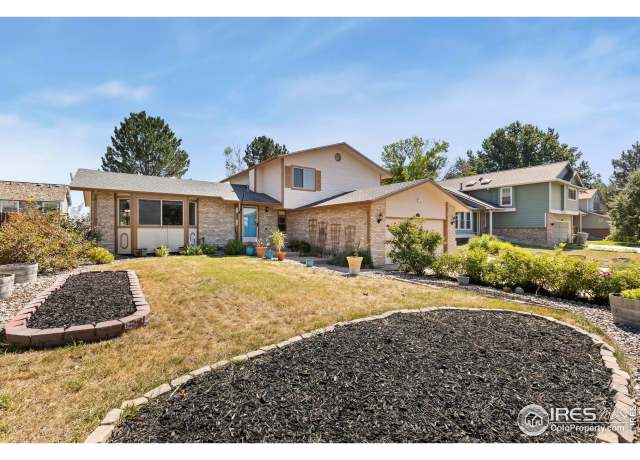 Property at 2014 Red Cloud Rd, Longmont, CO 80504, 4 beds, 3 baths