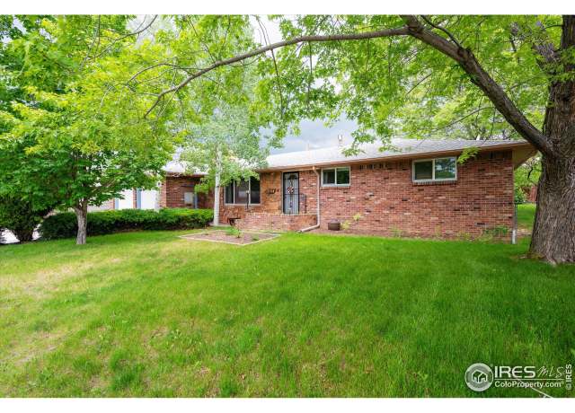 Property at 2514 Lakecrest Pl, Loveland, CO 80538, 3 beds, 1 bath