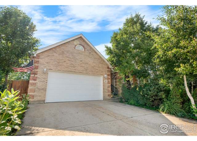 Property at 9147 Harlequin Cir, Longmont, CO 80504, 5 beds, 3 baths
