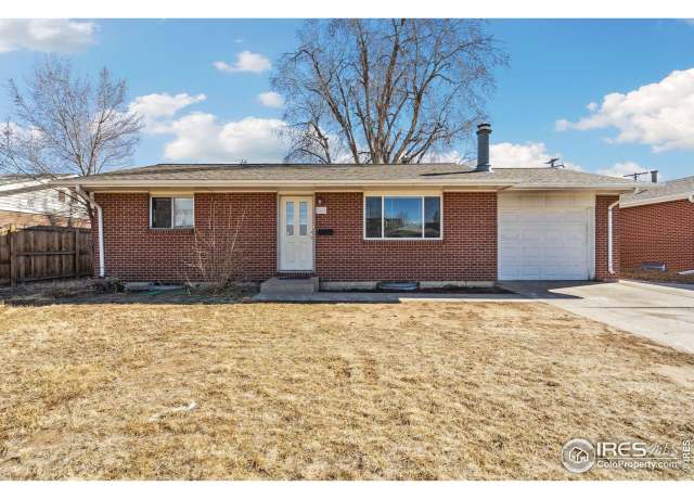 Property at 1116 25th Ave, Greeley, CO 80634, 4 beds, 2 baths