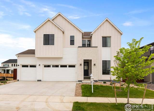 Property at 1728 Center Pivot Dr, Windsor, CO 80550, 5 beds, 4 baths