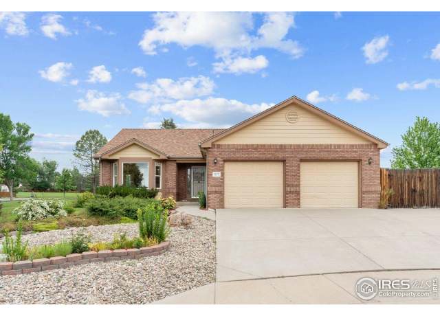 Property at 617 Snow Peak Ct, Loveland, CO 80538, 3 beds, 2 baths