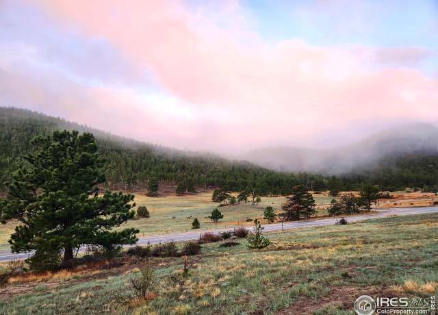 Property at 162 Meadowview Dr, Estes Park, CO 80517, 4 beds, 2 baths