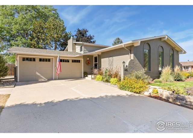 Property at 1455 Hilltop Dr, Longmont, CO 80504, 4 beds, 2 baths