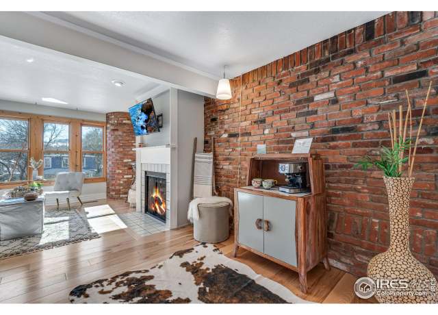 Property at 487 Pearl St, Boulder, CO 80302, 3 beds, 3 baths