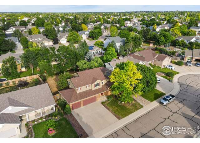 Property at 122 53rd Ave, Greeley, CO 80634, 5 beds, 3.5 baths
