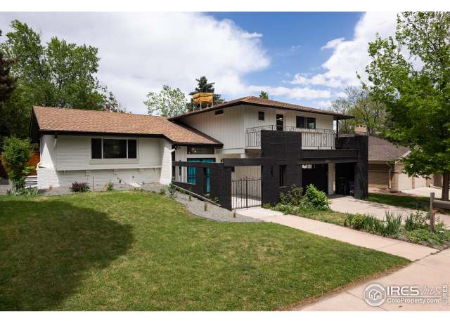 Property at 7453 E Jefferson Dr, Denver, CO 80237, 4 beds, 3.5 baths