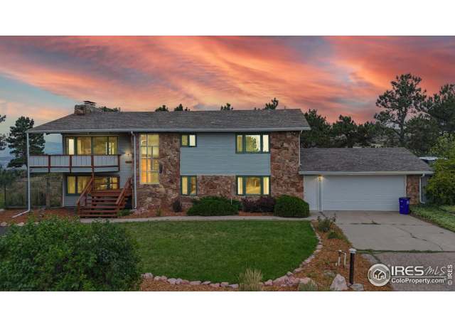 Property at 2101 Ponderosa Dr, Loveland, CO 80538, 4 beds, 4 baths