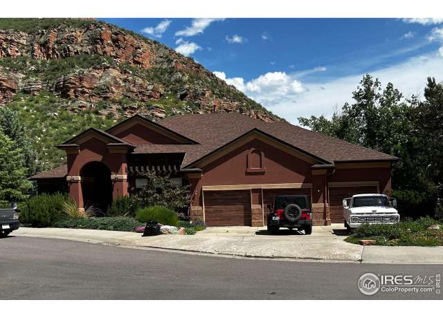Property at 7 Eagle Nest Ln, Lyons, CO 80540, 5 beds