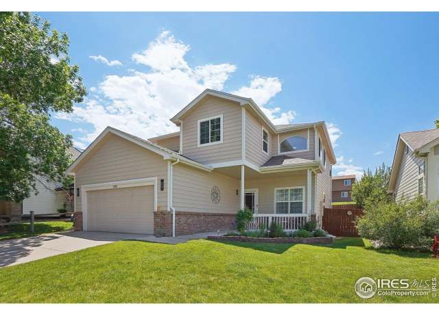 Property at 7755 Halleys Dr, Littleton, CO 80125, 4 beds, 2.5 baths