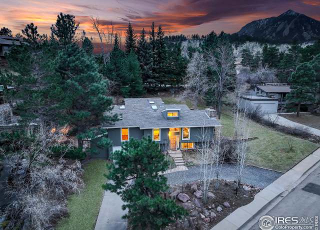 Property at 1880 Kohler Dr, Boulder, CO 80305, 5 beds, 3 baths