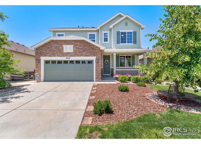 Property at 5049 S Ukraine St, Aurora, CO 80015, 4 beds, 3.5 baths