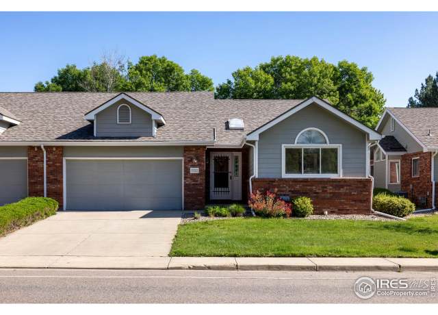 Property at 1922 15th Ave, Longmont, CO 80501, 3 beds, 2 baths