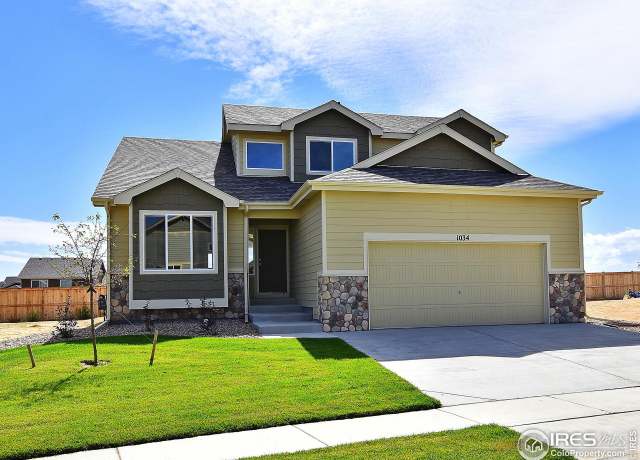 Property at 2408 Oakhurst Rd, Johnstown, CO 80534, 3 beds, 2.5 baths