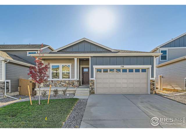 Property at 738 Anderson St, Lochbuie, CO 80603, 3 beds, 2 baths