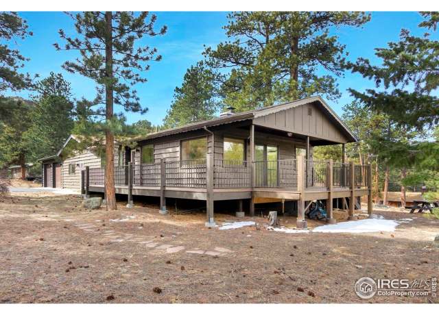 Property at 550 Hondius Cir, Estes Park, CO 80517, 3 beds, 2 baths